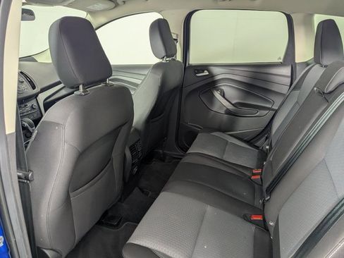 Used 2018 Ford Escape SE image 17