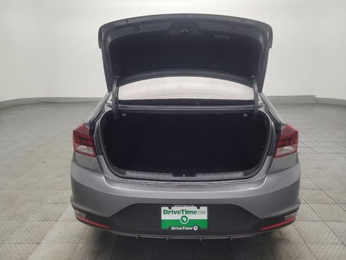 Used 2019 Hyundai Elantra SE FWD image 29