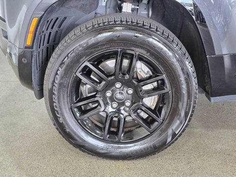Used 2023 Land Rover Defender 110 X-Dynamic SE AWD/4WD image 8