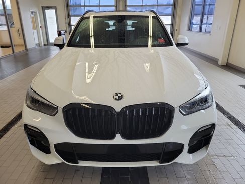 Used 2019 BMW X5 xDrive40i w/ M Sport Package image 2