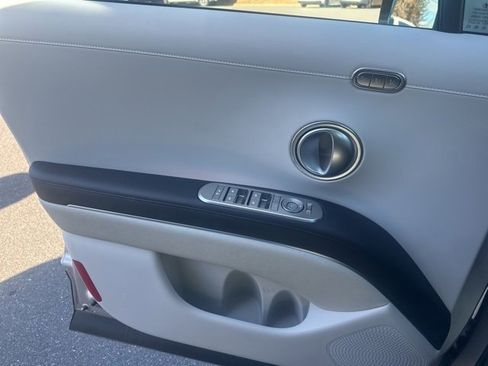 Used 2026 Hyundai Palisade Calligraphy image 5