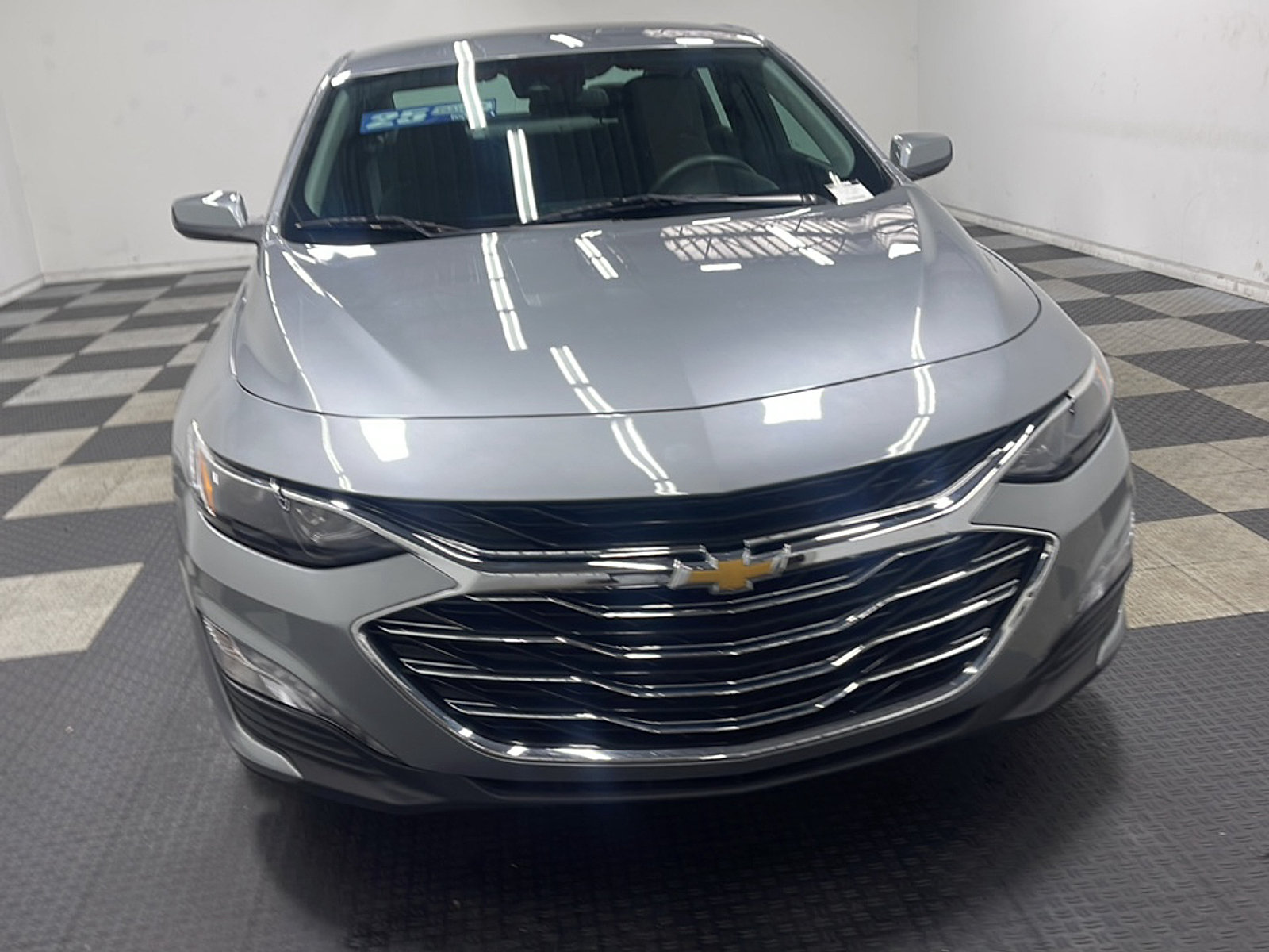 Used 2025 Chevrolet Malibu LT FWD image 23