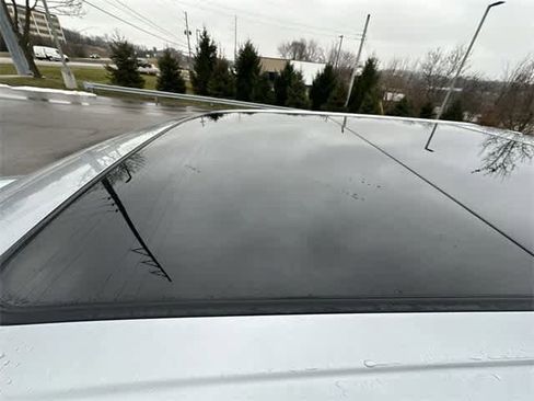 Used 2022 Toyota Tundra Limited image 6