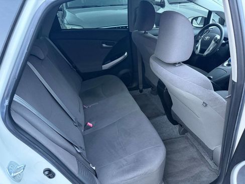 Used 2014 Toyota Prius Three image 18