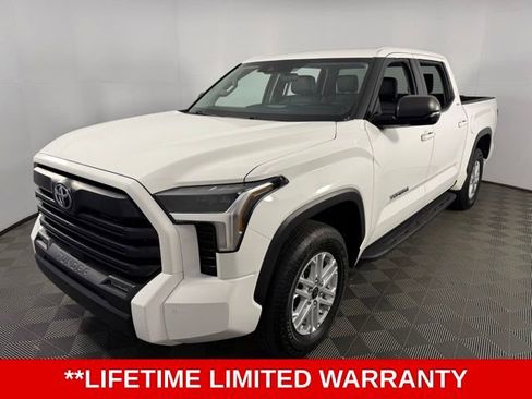 Used 2023 Toyota Tundra SR5 w/ SR5 Premium Package image 3
