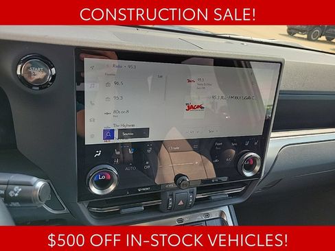 Used 2026 Lexus GX 550 w/ Accessory Package (2T) AWD/4WD image 24