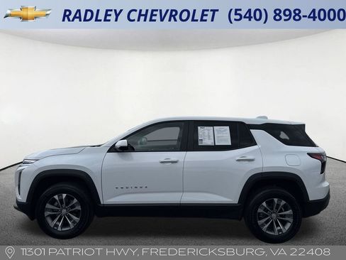 Certified 2025 Chevrolet Equinox LT w/ Safety and Technology Package FWD image 17