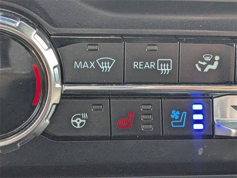 Certified 2024 Ford F350 Lariat w/ Black Appearance Package image 23