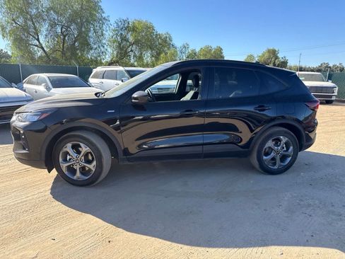 Used 2025 Ford Escape ST-Line Select AWD/4WD image 8