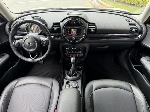 Used 2019 MINI Cooper Clubman FWD image 18