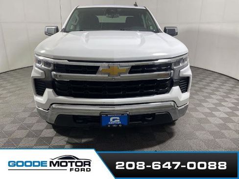 Used 2023 Chevrolet Silverado 1500 LT w/ Protection Package image 3