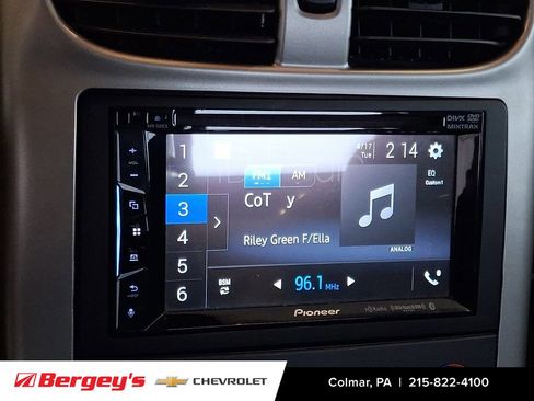 Used 2005 Chevrolet Corvette Convertible w/ Preferred Equipment Group image 15