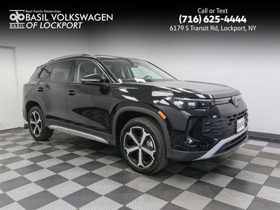 New 2025 Volkswagen Tiguan SE