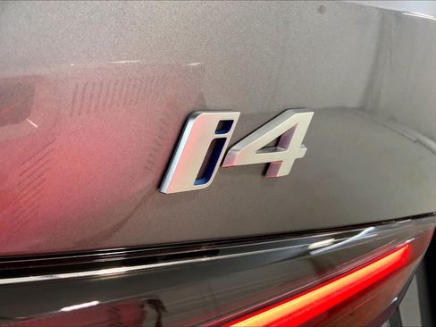 Used 2023 BMW i4 eDrive40 RWD image 29