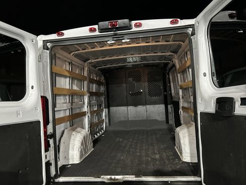 Used 2023 RAM ProMaster 2500 image 8