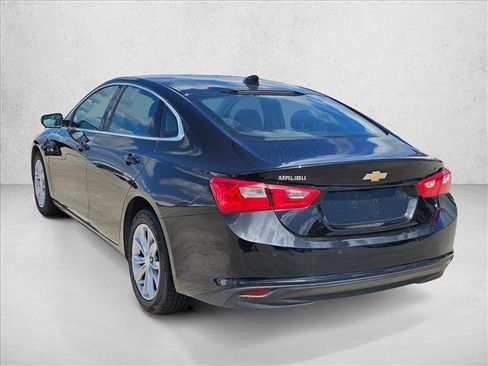 Used 2025 Chevrolet Malibu LT FWD image 7