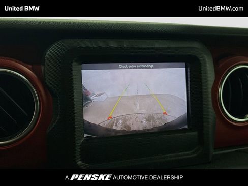 Used 2021 Jeep Wrangler Rubicon AWD/4WD image 9