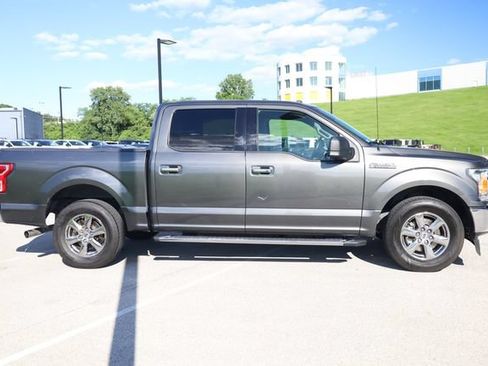 Used 2018 Ford F150 XLT w/ Equipment Group 302A Luxury RWD image 4