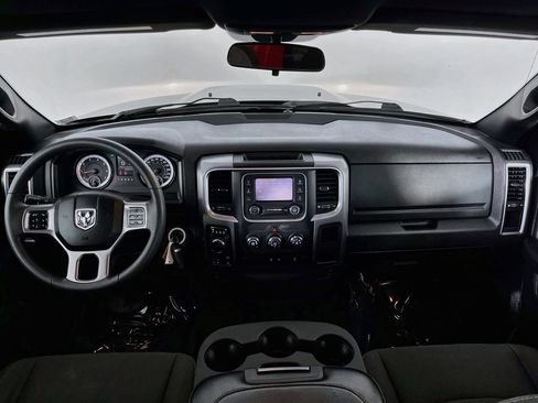 Used 2024 RAM 1500 Warlock AWD/4WD image 12