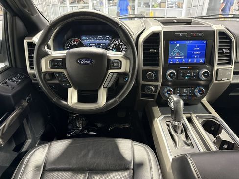 Used 2019 Ford F150 Lariat w/ Equipment Group 502A Luxury AWD/4WD image 24