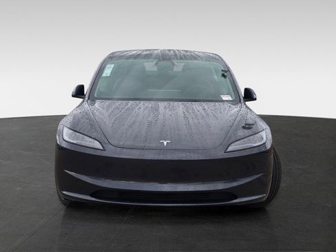 Used 2025 Tesla Model 3 RWD image 2