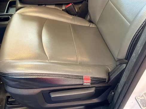 Used 2023 RAM 2500 Tradesman w/ Chrome Appearance Group image 21