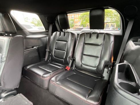 Used 2019 Ford Explorer Sport AWD/4WD image 34