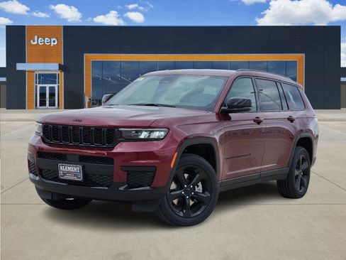 New 2025 Jeep Grand Cherokee L Laredo image 1