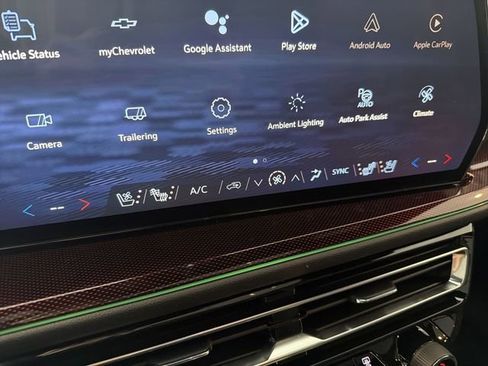 New 2026 Chevrolet Traverse RS image 35
