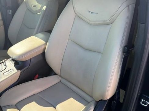 Used 2017 Cadillac XT5 Premium Luxury w/ Driver Assist Package AWD/4WD image 15