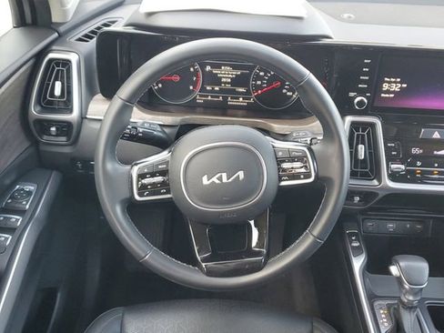 Certified 2023 Kia Sorento EX FWD image 13