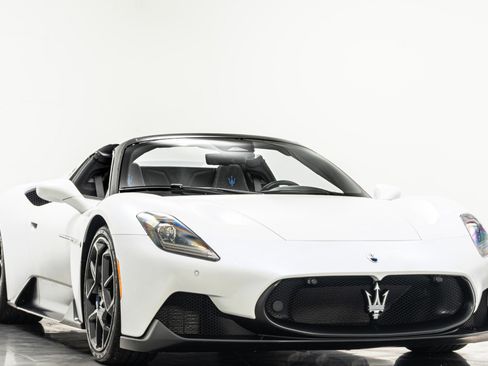 Used 2023 Maserati MC20 Spyder RWD image 50
