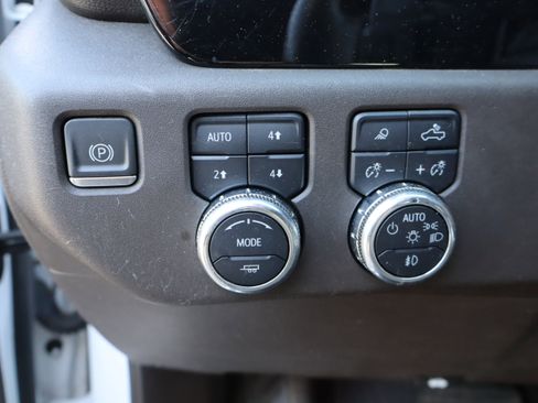 Used 2024 GMC Sierra 1500 SLT w/ SLT Premium Plus Package image 22