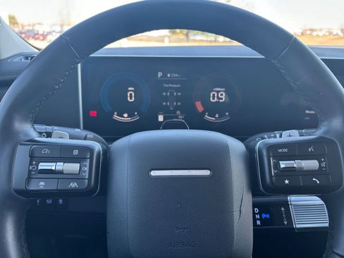 Used 2025 Hyundai Santa Fe SEL image 29