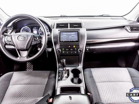 Used 2017 Toyota Camry LE image 17