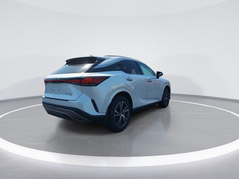 Used 2024 Lexus RX 350 Premium w/ Accessory Package (Z1) image 8