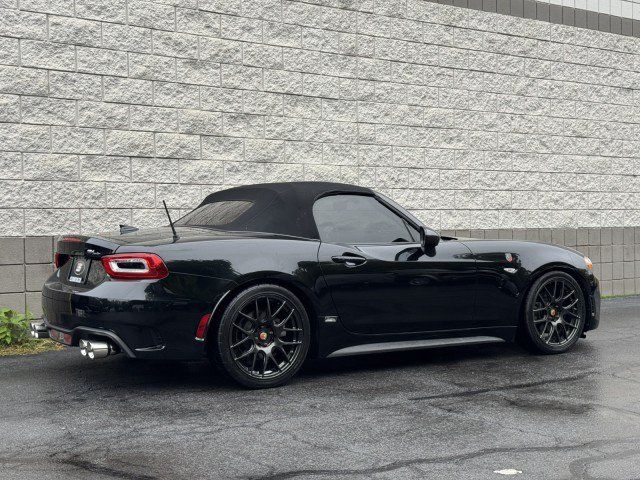 Used 2019 FIAT 124 Spider Abarth w/ Visibility Group RWD image 15