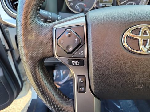 Used 2022 Toyota Tacoma SR5 image 20
