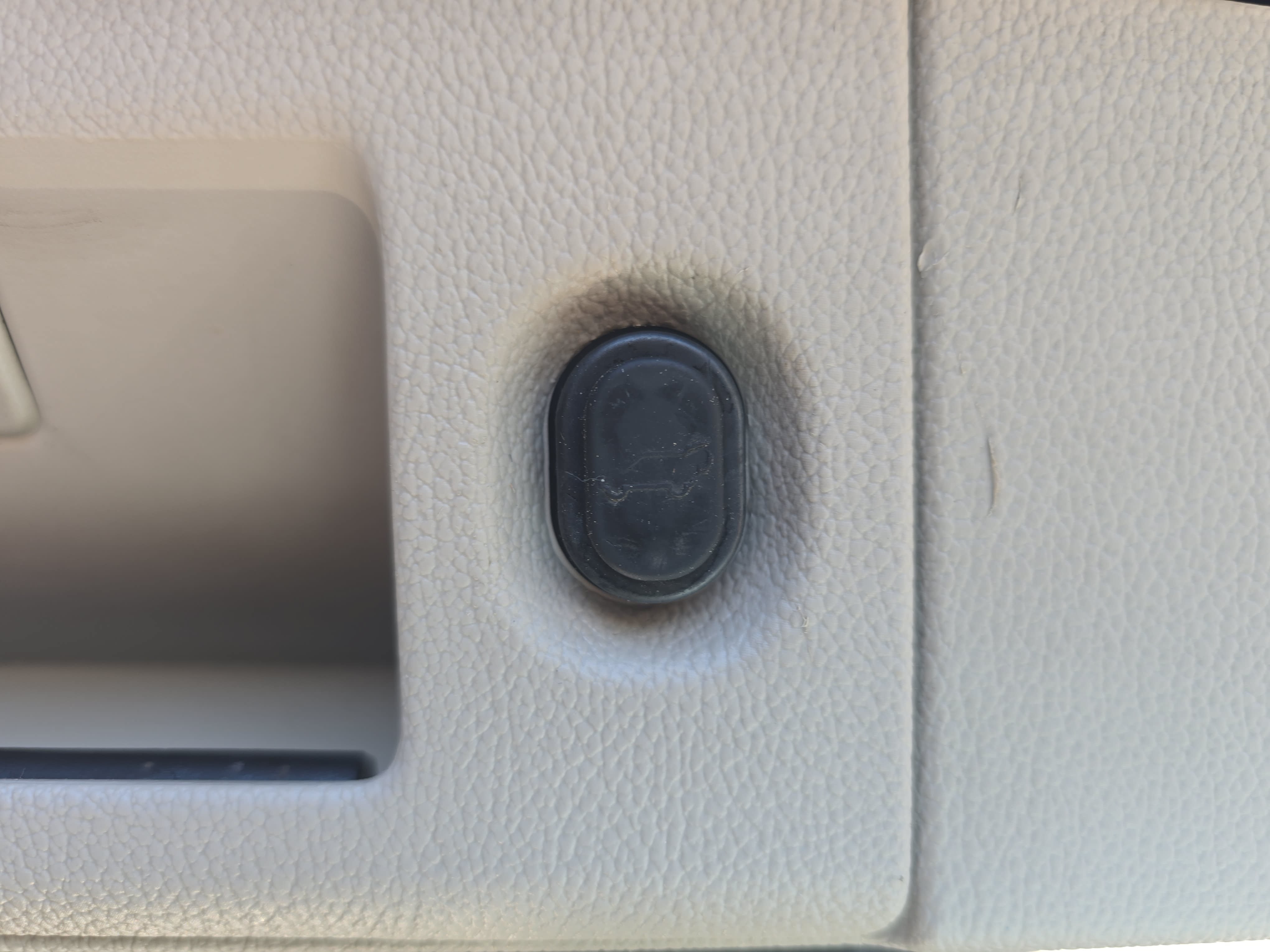 Used 2015 GMC Yukon Denali RWD image 14