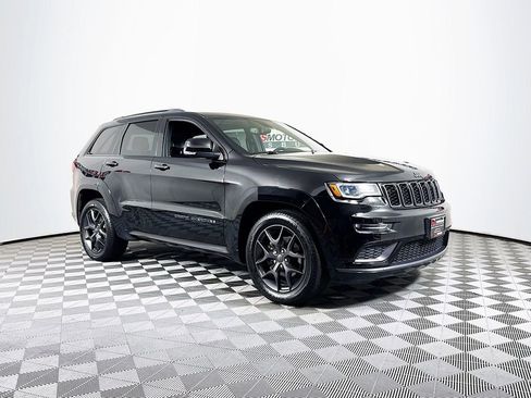Used 2019 Jeep Grand Cherokee Limited X image 1