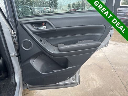 Used 2018 Subaru Forester 2.5i Touring w/ Popular Package #2 image 14