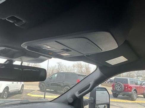 Used 2022 Ford F150 XLT w/ Equipment Group 302A High image 17