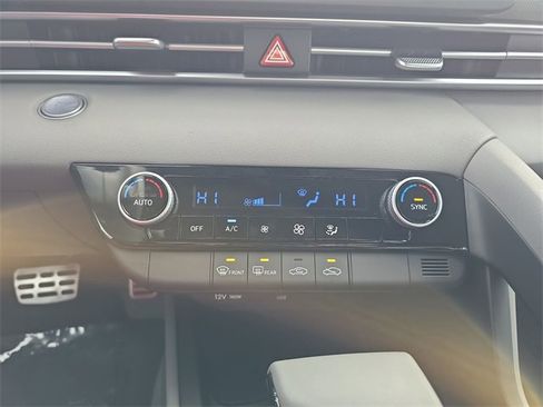 New 2026 Hyundai Elantra Sport image 18