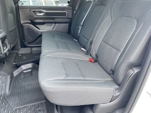 Used 2026 RAM 1500 4x4 Crew Cab image 9