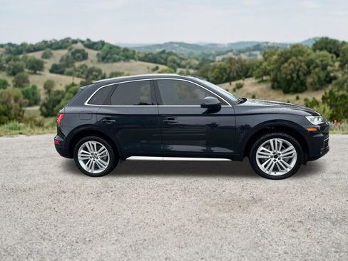 Used 2018 Audi Q5 2.0T Premium Plus w/ Premium Plus Package AWD/4WD image 11