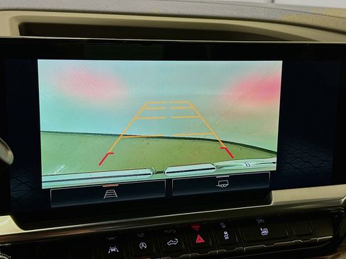 Used 2024 GMC Sierra 1500 Elevation image 23