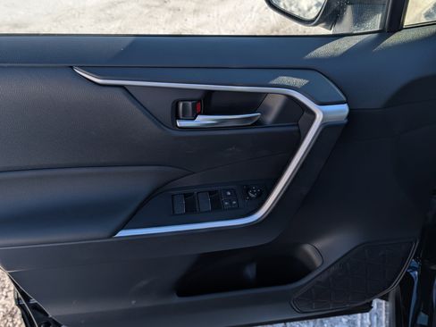 Certified 2025 Toyota RAV4 SE image 20