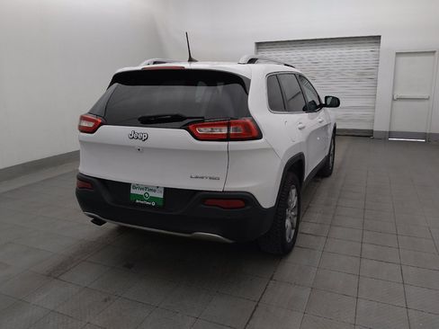 Used 2018 Jeep Cherokee Limited FWD image 9