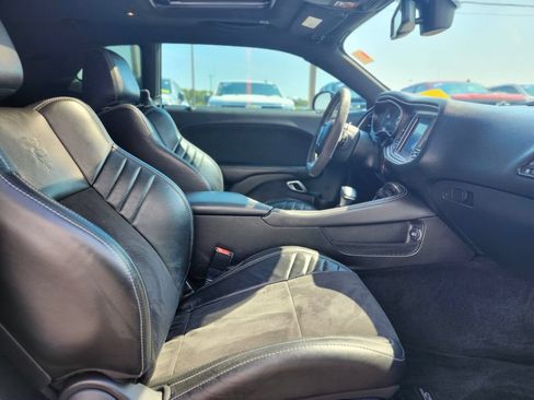 Used 2018 Dodge Challenger SRT Demon RWD image 9