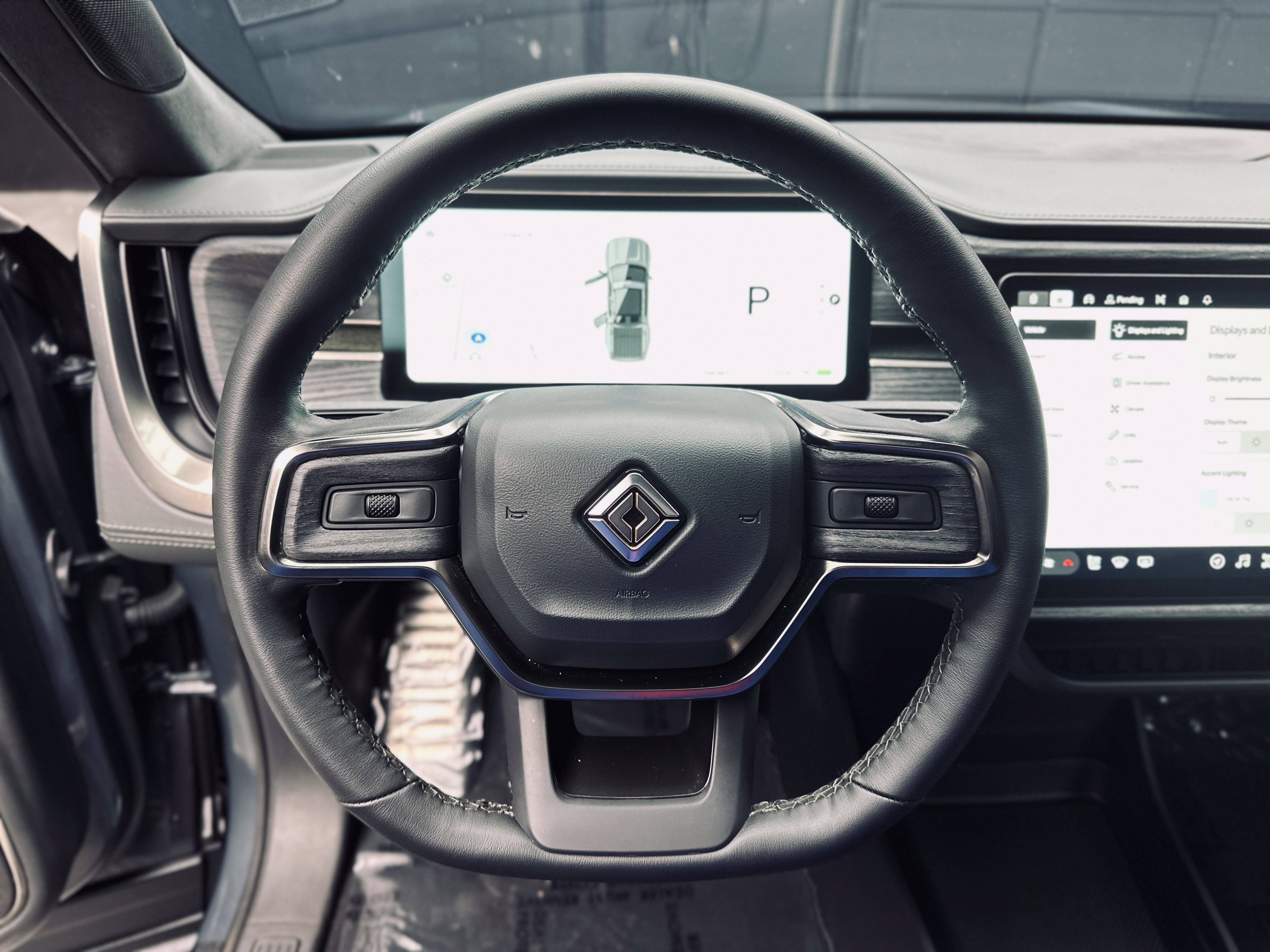 Used 2024 Rivian R1T Adventure Dual AWD/4WD image 28